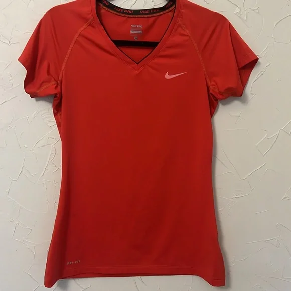 Nike Pro Women’s Medium, V-Neck Dri-Fit, Red and Black - Picture 2 of 11